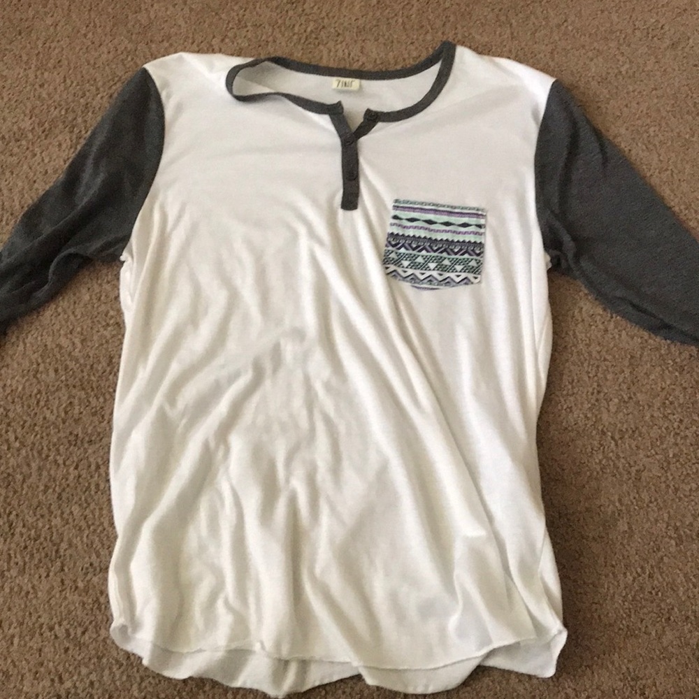 Medium baseball tee